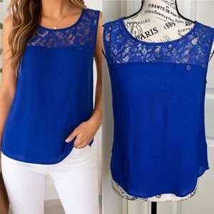 ACTIVE Lace Yoke Sleeveless Button-Back Blouse Royal Blue Sz M